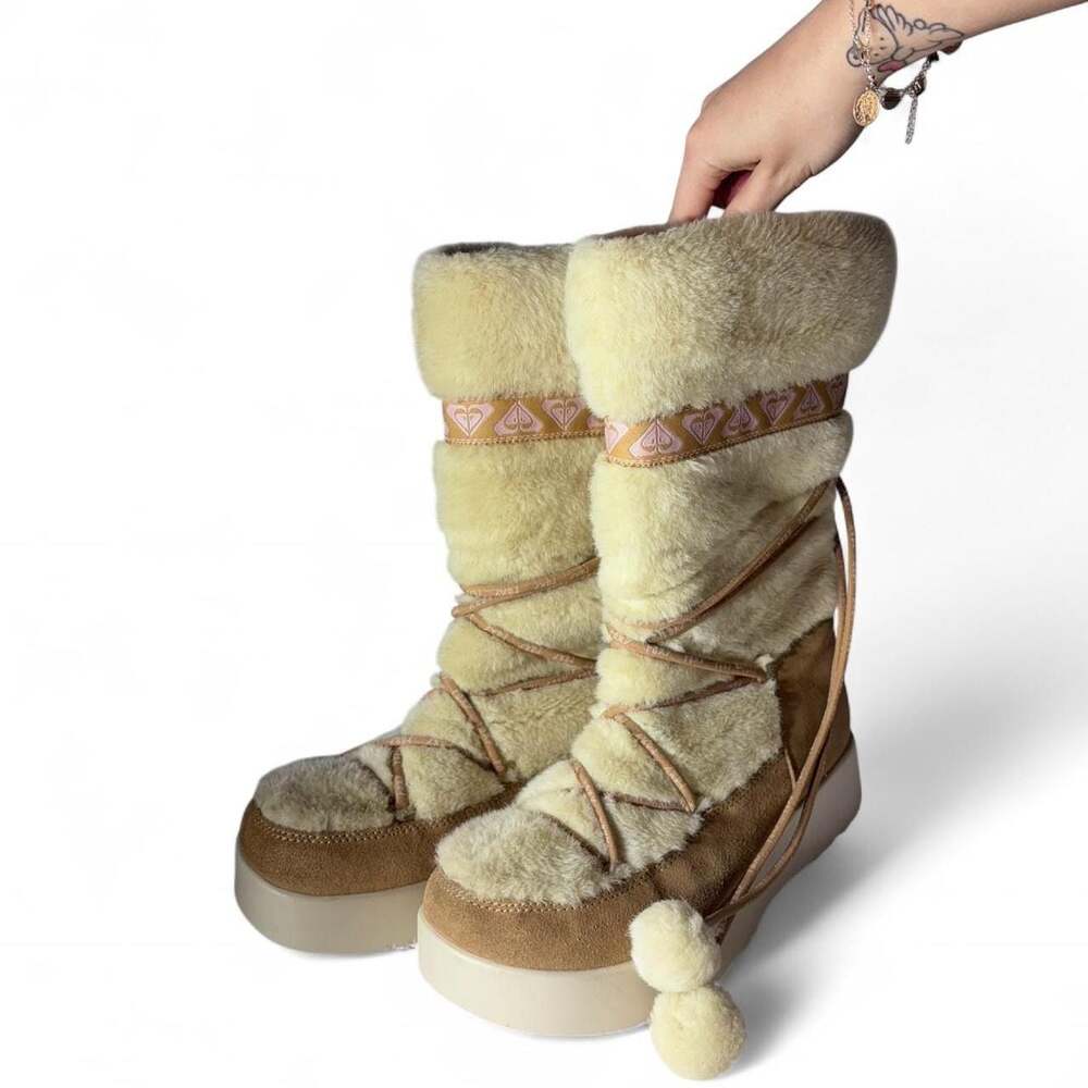 RARE Y2K Roxy Snowdrift Suede and Faux Fur Moon Boots w/ Pom Poms